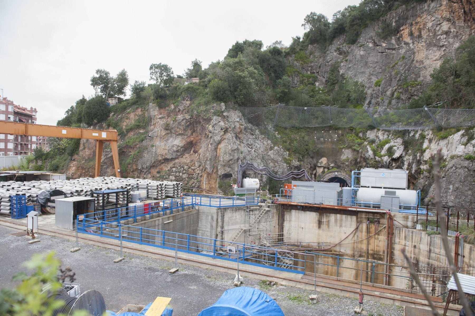 El futuro túnel volverá a tener como punto de partida la estación de bombeo del barrio de Santoñuca.