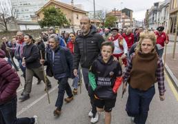 Las mejores imágenes de la tradicional subida, en albarcas, a La Montaña