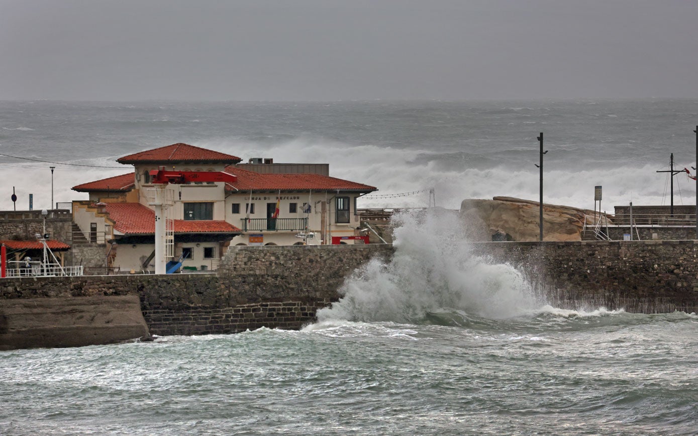 El puerto de Comillas