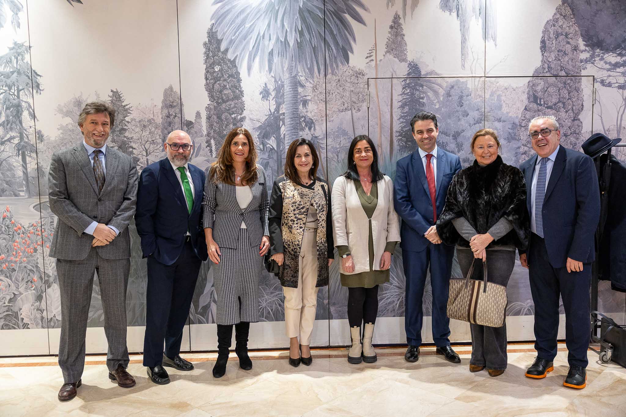 Cristóbal Palacio, Fernando Rodiño, Paula Fernández, Ana Belén Álvarez, Ana Carrera, Jesús Bulnes, Ana Madrazo y Pedro Hernando.