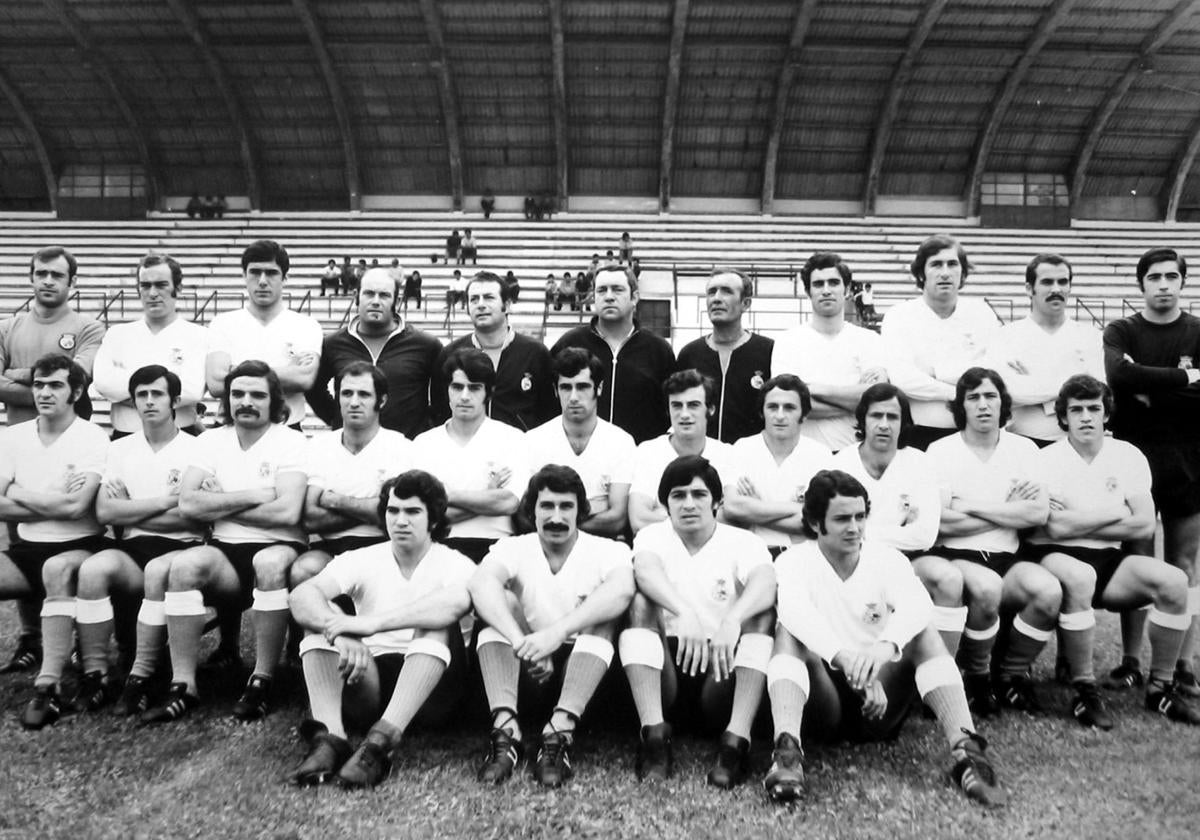 Plantilla del racing de la temporada 72-73,