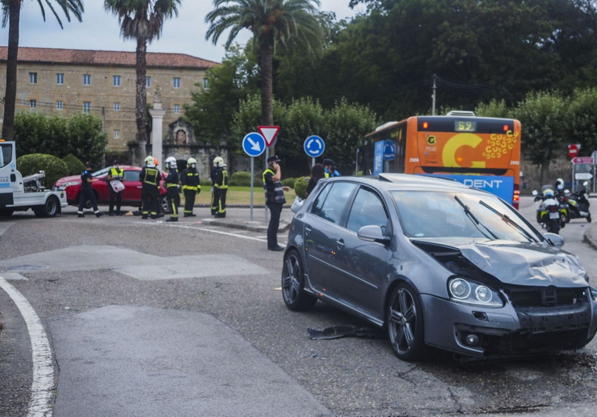 Imagen del accidente en el que perdieron la vida dos mujeres de 28 y 29 años.