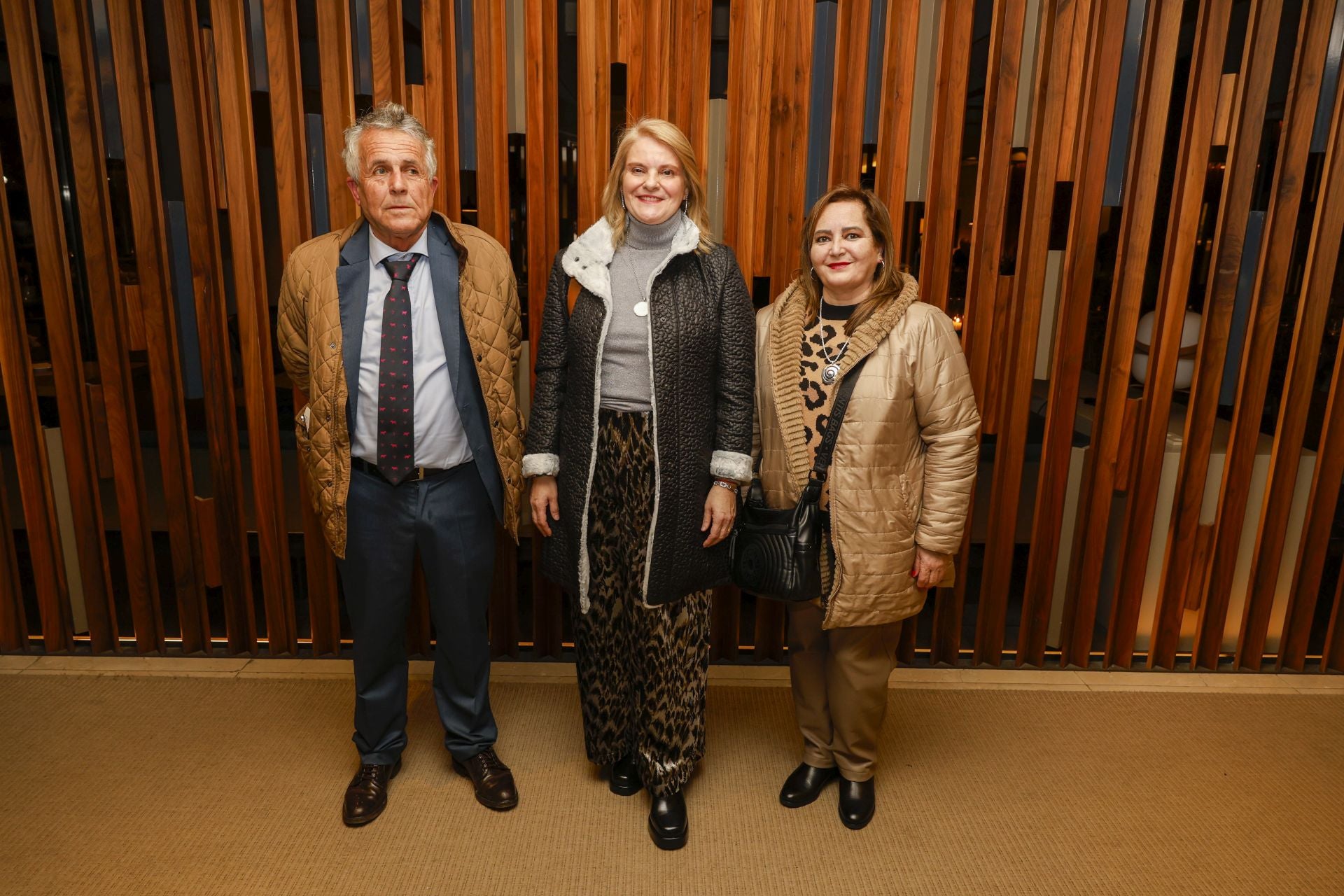 Carlos Castellano, Consuelo García de los Salmones y María Irene Berrojo.