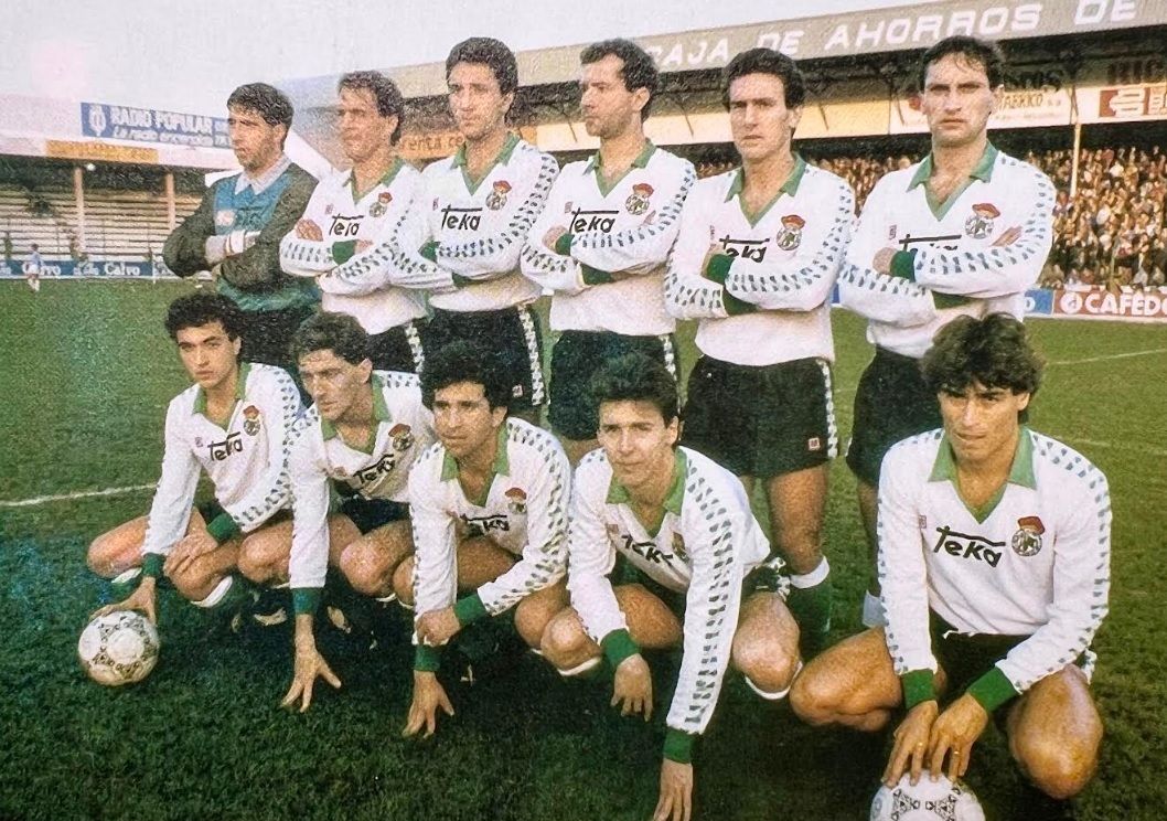 Un once del Racing de la temporada 1987-88.