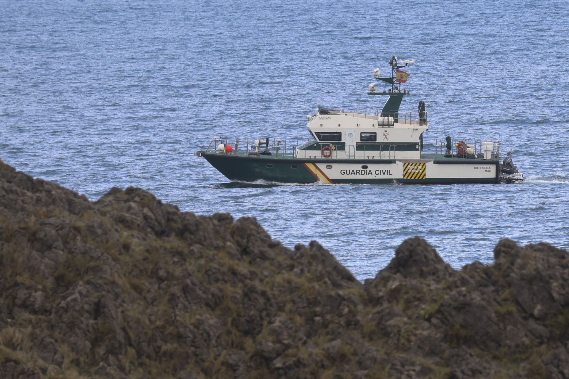 Los trabajos en el mar están siendo muy intensos desde ayer.