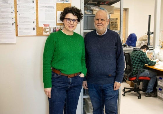 Ana B. Marín Arroyo y Manuel González Morales, en las instalaciones de EvoAdapta