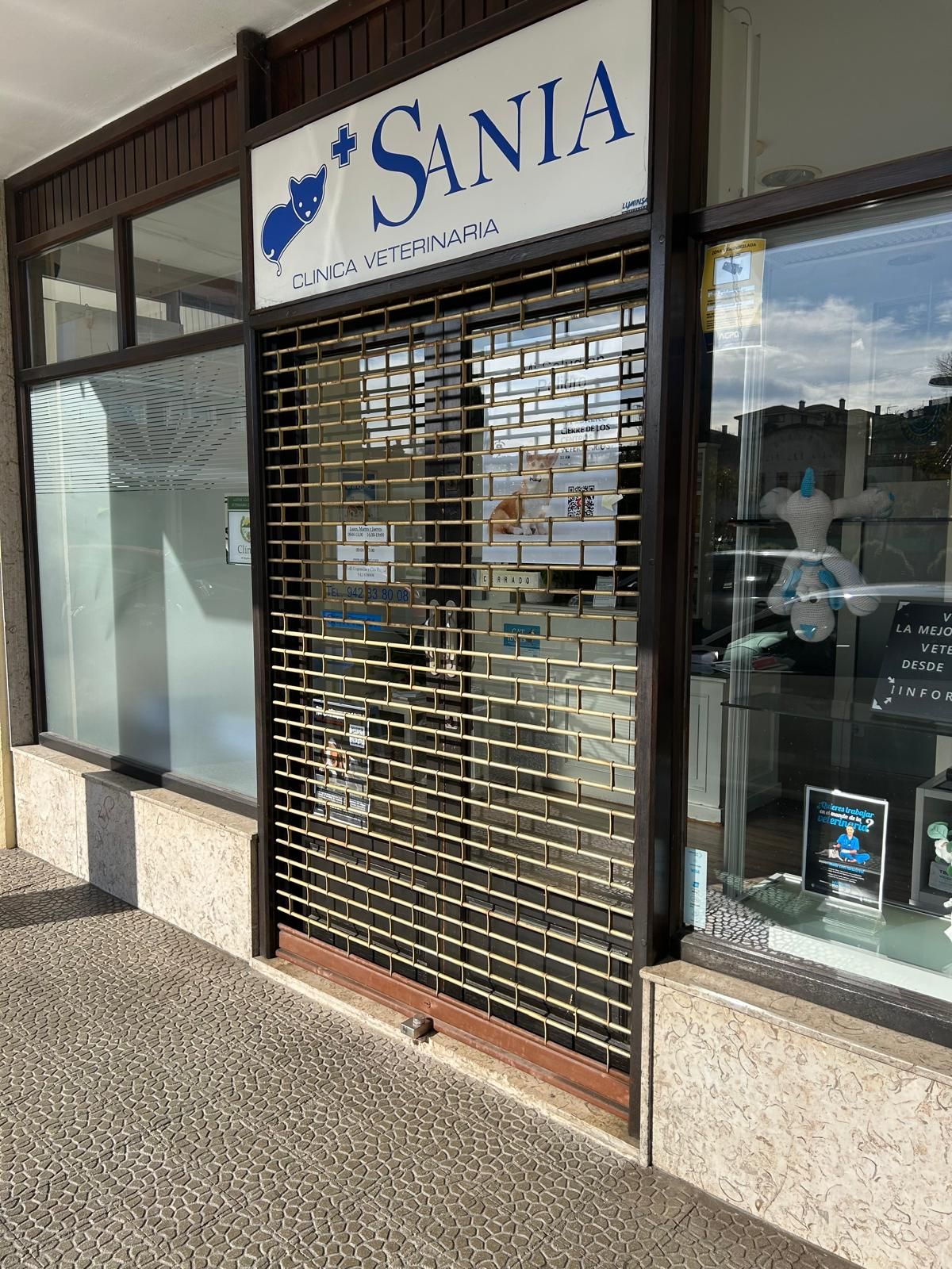 Sania Clínica Veterinaria, en Puente San Miguel.