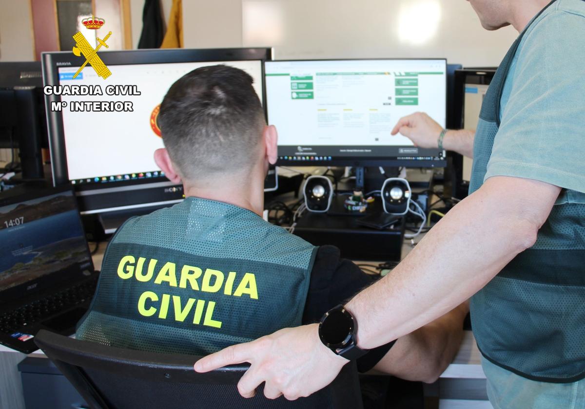 Detenidas 28 'mulas bancarias' por estafar 82.000 euros en Cantabria a través del método BEC y la sextorsión