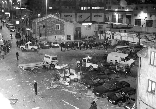 La foto elegida para el recuerdo público está tomada desde un piso.