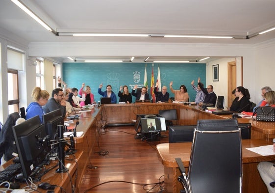 Votación en el Pleno en el que sucedieron los hechos.