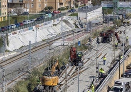 Intervención en las vías ferroviarias que está llevando a cabo Adif.