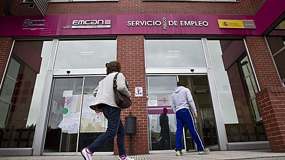 Cantabria recupera ritmo como la segunda comunidad donde más descendió el paro en febrero
