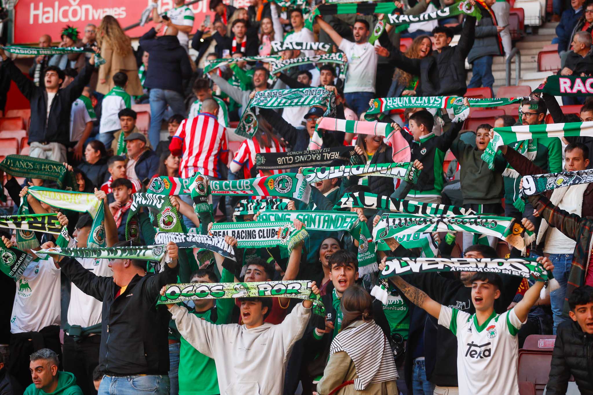 El Sporting-Racing, en imágenes