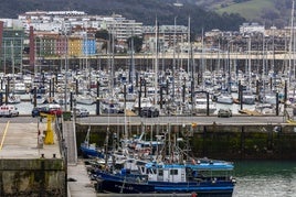 Después de unos comienzos difíciles, el éxito del puerto de Laredo ha dado la razón a sus promotores.