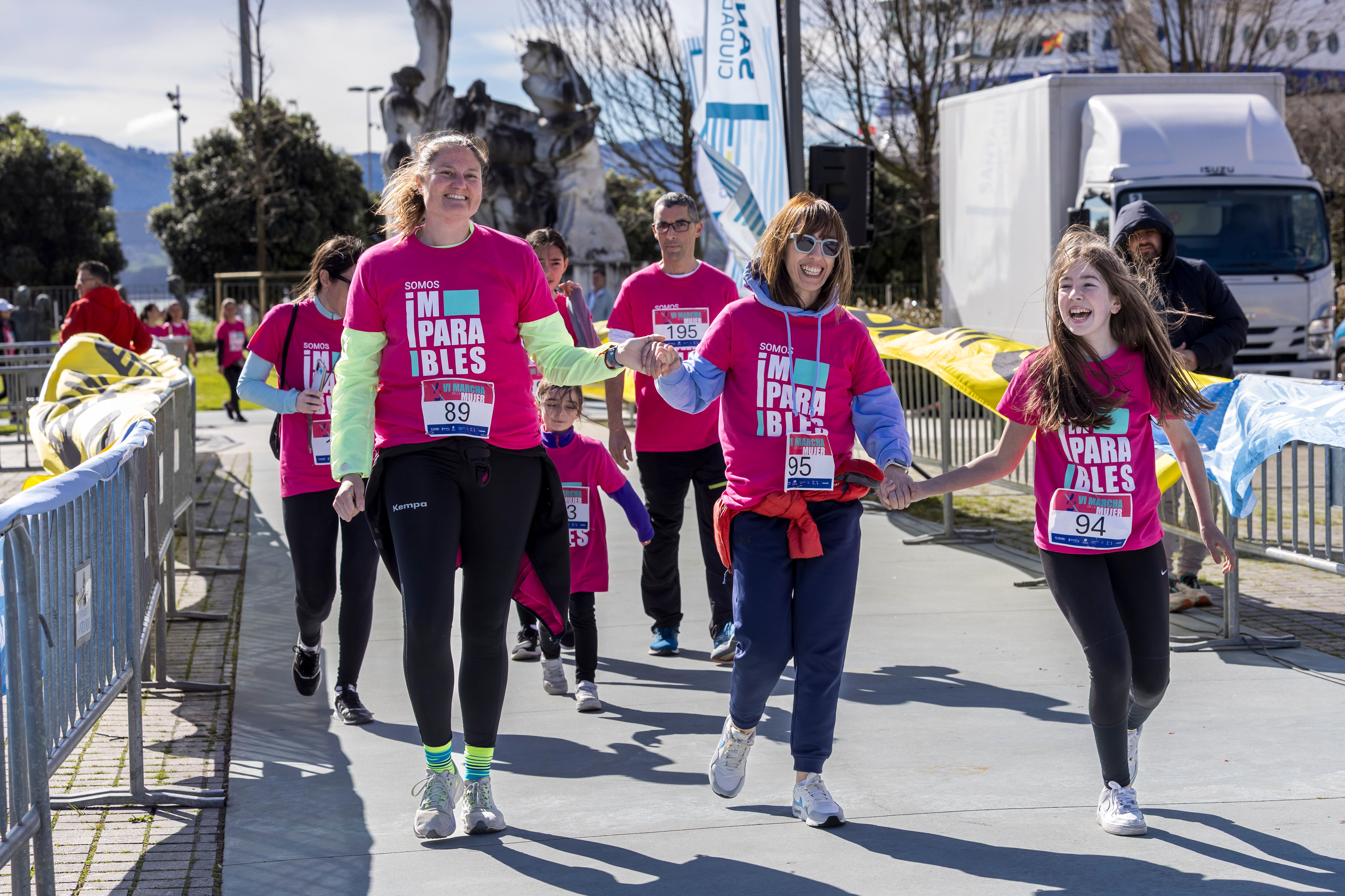 La carrera de la mujer de El Diario Montañés, en imágenes