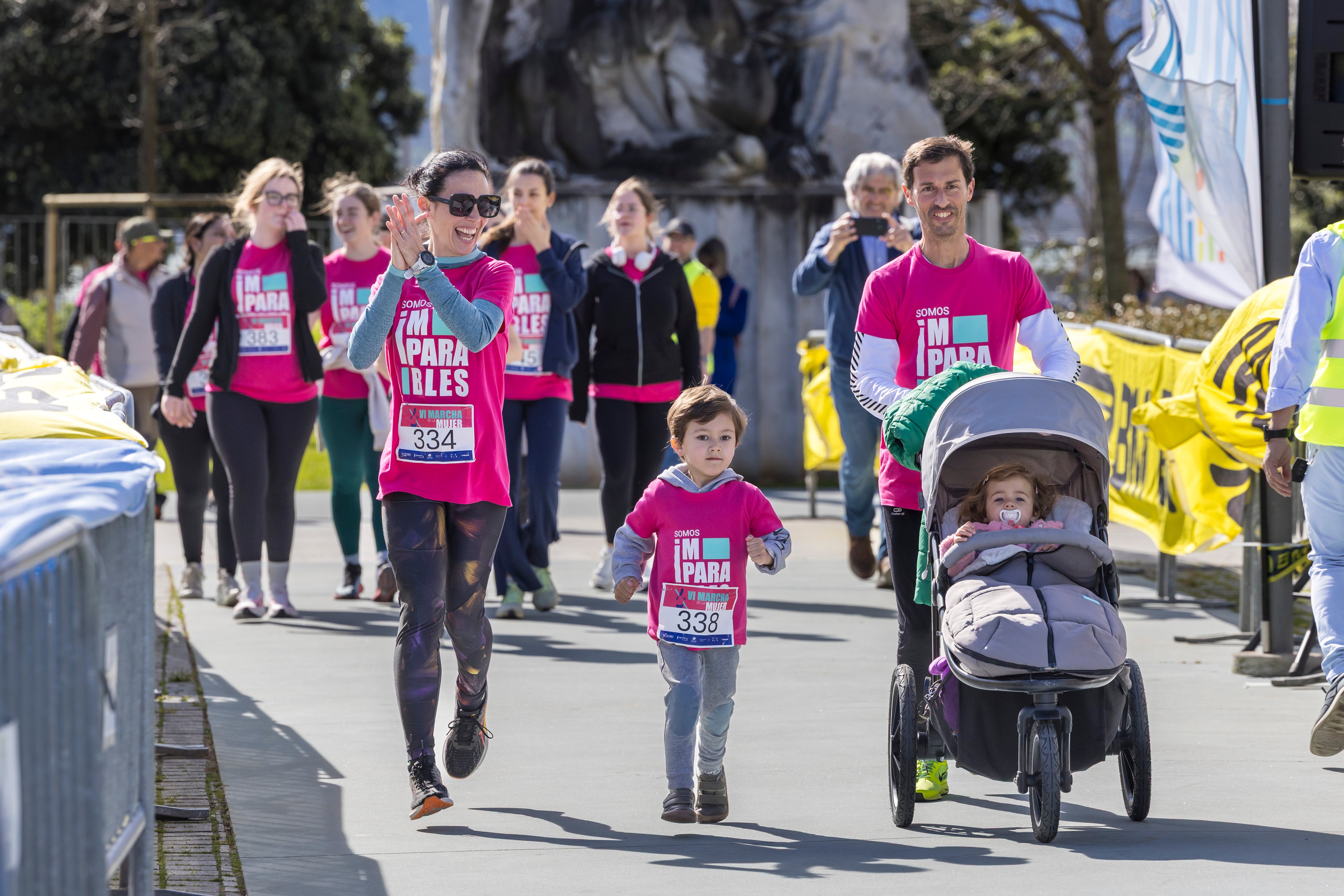 La carrera de la mujer de El Diario Montañés, en imágenes