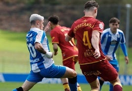 Un lance del encuentro entre Fabril y Rayo Cantabria.