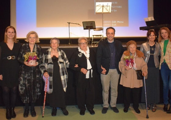 Un momento de la presentación del documental en el Cine Vimenor.