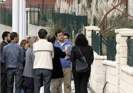 El juez Acayro Sánchez en una imagen tomada hace 15 años en La Loma de Castro Urdiales.