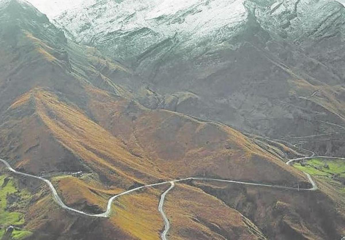 Así es Portillo de Lunada, el paso de montaña que comunica Las Merindades y los Valles Pasiegos