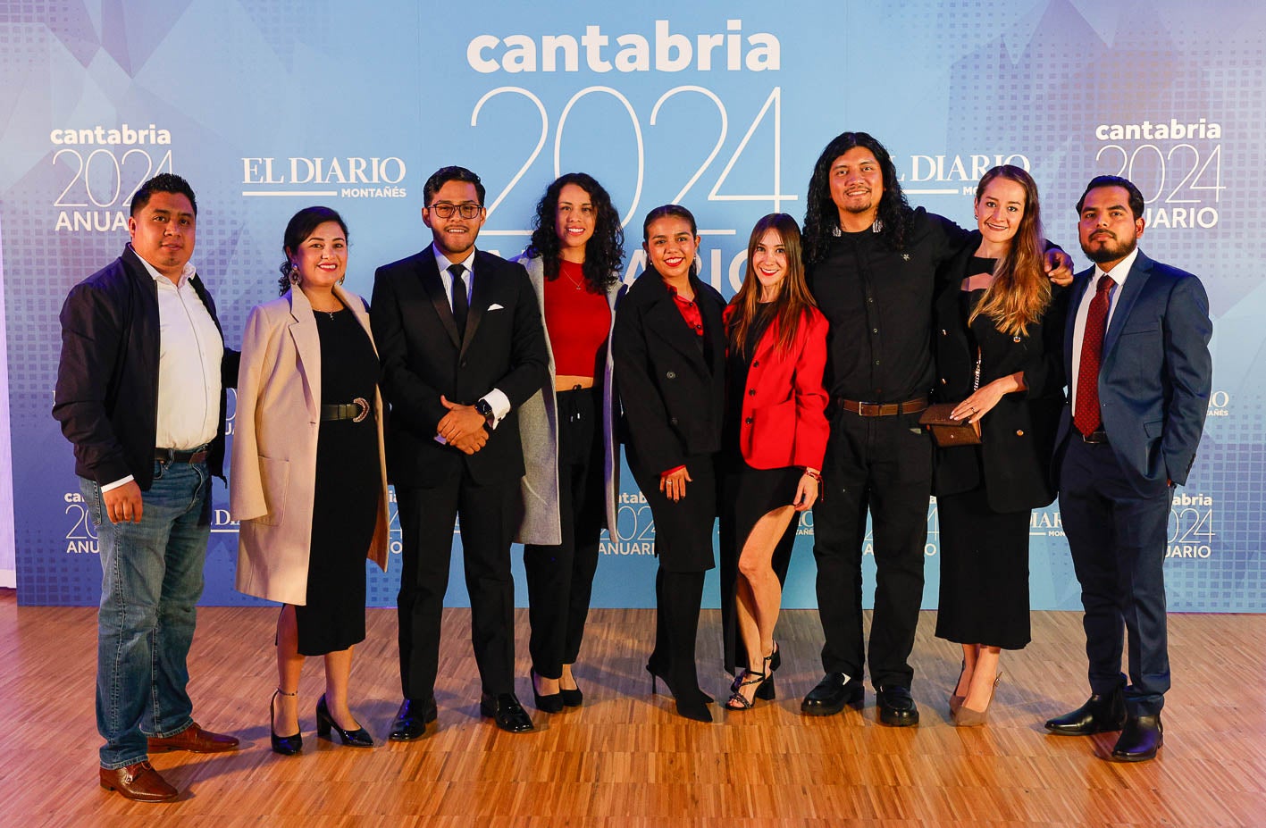 César Damian, Aleli Vílchez, Sergio Díaz, Lluvia Ríos, Estefanía Quinto, Fernanda Díaz, Óscar Zizumbo, Lizeth Gutiérrez y Jorge Mora.