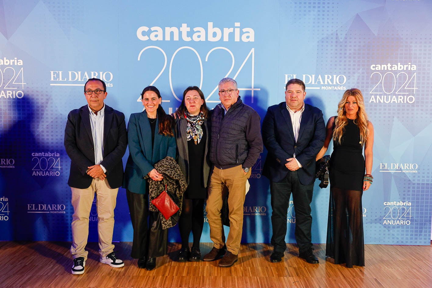 Carlos Fernández, Monica Iturriaga, Noelia Iglesias, Luis Ángel Sánchez, Mario Ordorica y Miriam Fernández. 