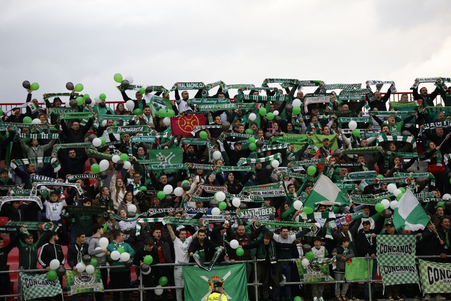 La afición verdiblanca antes de comenzar el choque. 