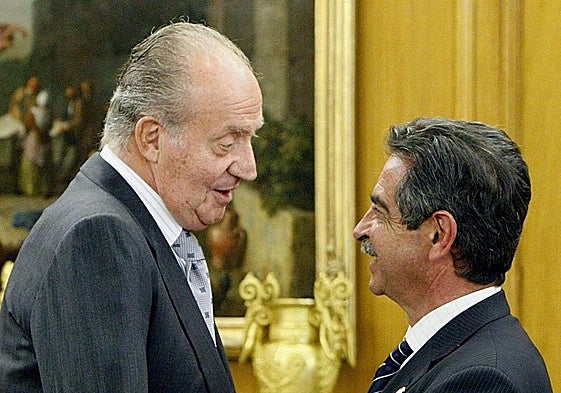 El Rey Juan Carlos demanda a Revilla por difamación