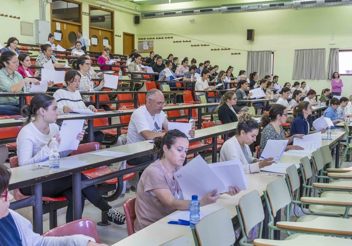Educación retoma en junio las oposiciones con 376 plazas del cuerpo de maestros en juego
