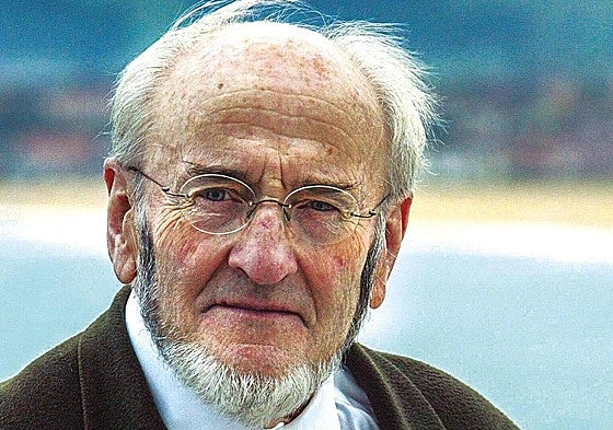 Álvaro Pombo recogerá en verano la Medalla de Oro de Cantabria, que ya es oficial