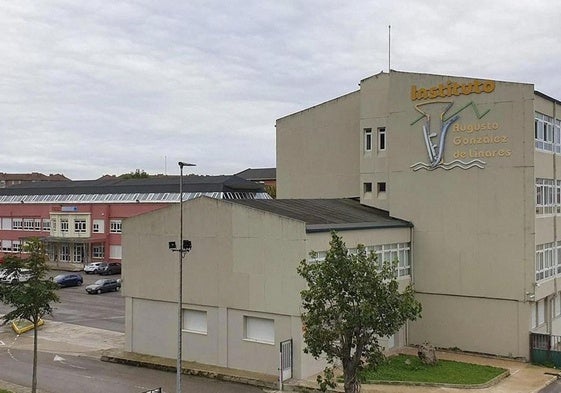 El instituto Augusto González Linares, en Peñacastillo.