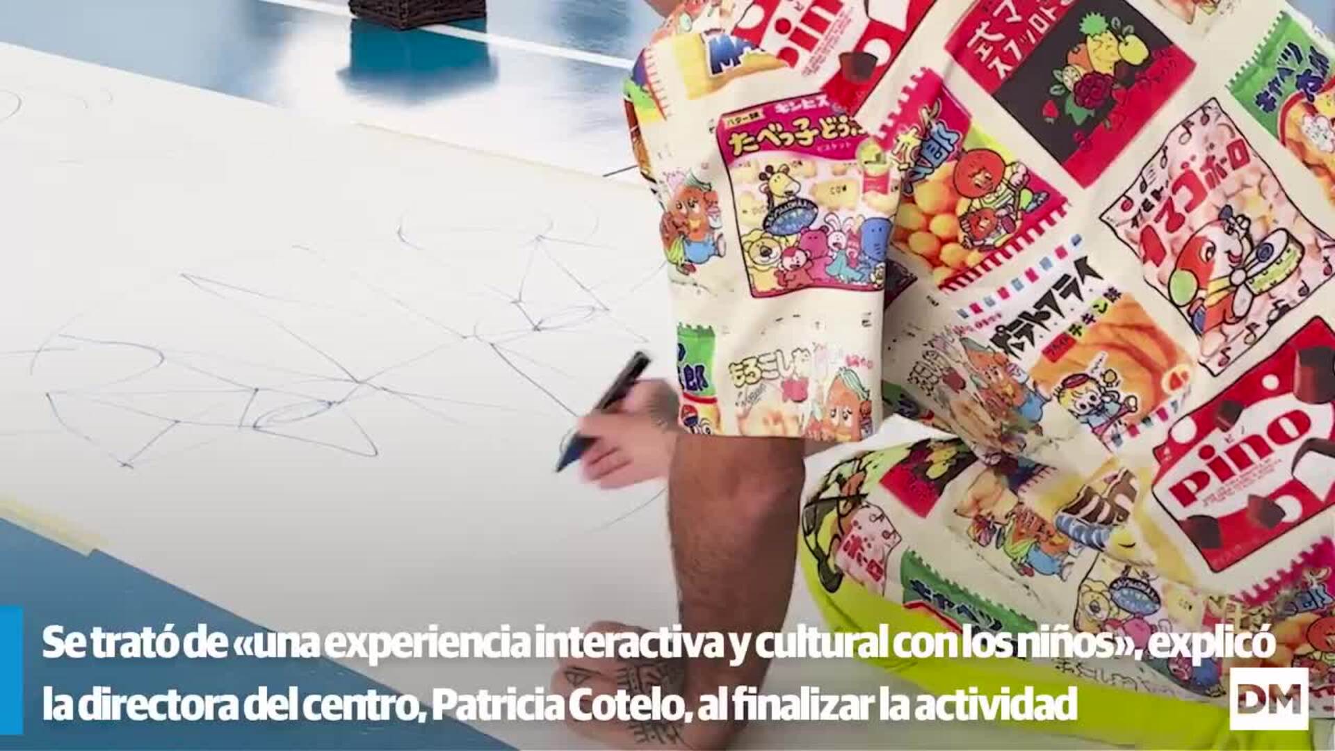Okuda enseña su arte en el colegio Marqués de Estella
