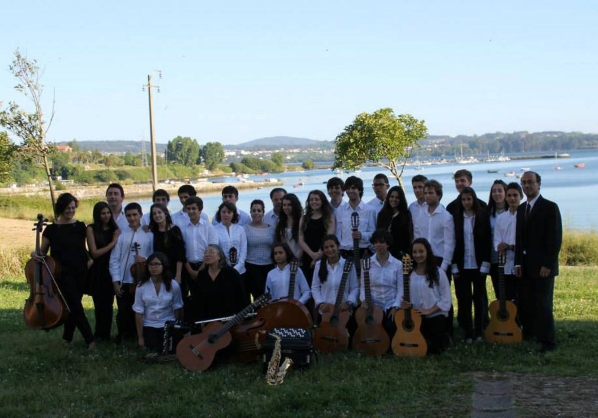 Retales Casi-nfónicos pone la banda sonora a la Semana de Pascua en la sala Los Ángeles