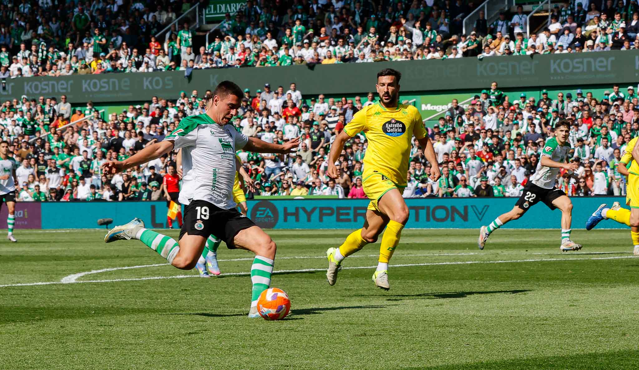 Karrikabur fue titular con la ausencia de Arana por sanción