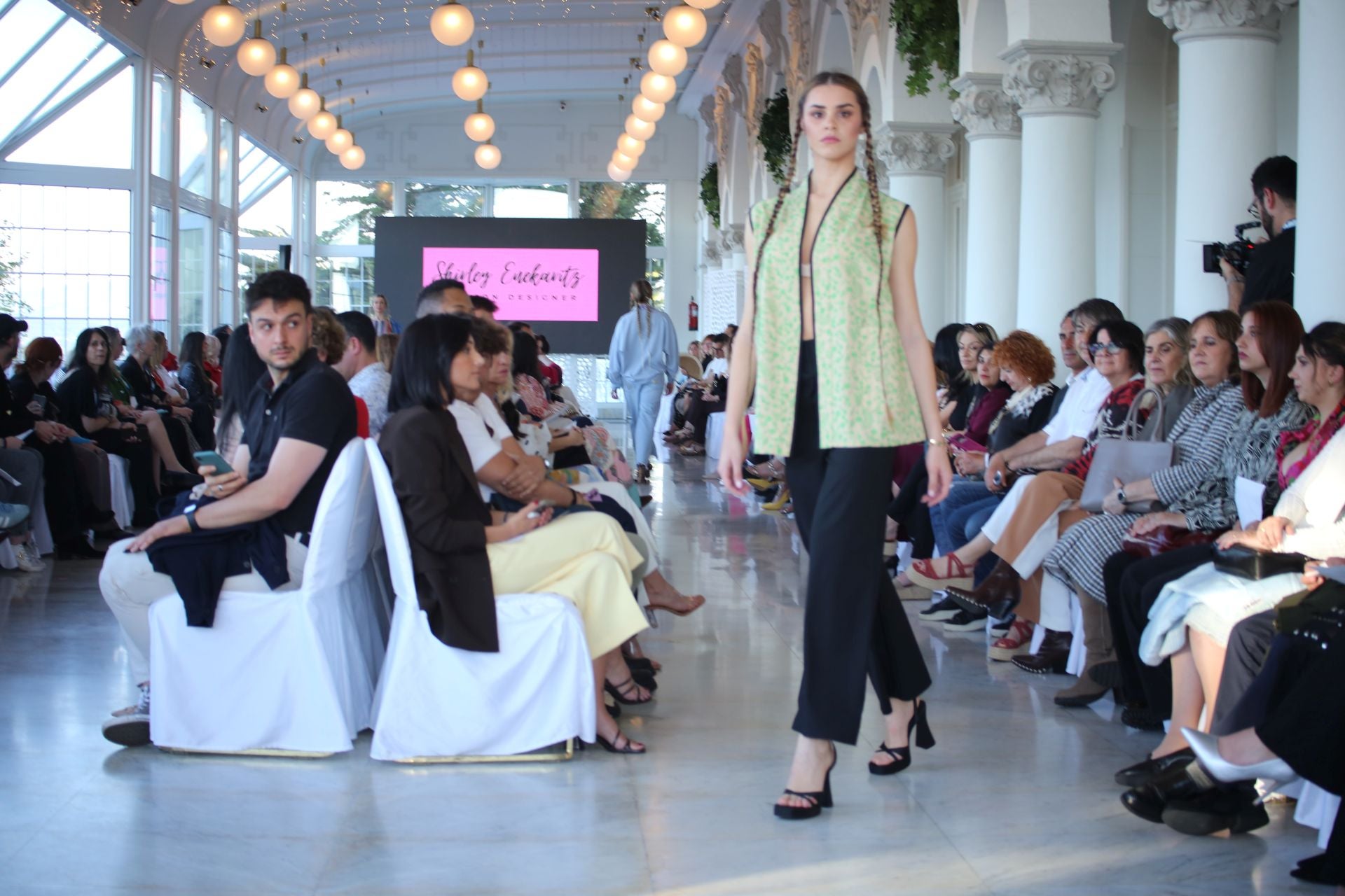 Los refrescantes modelos de Shirleyu Enekaritz Brand causaron sensación