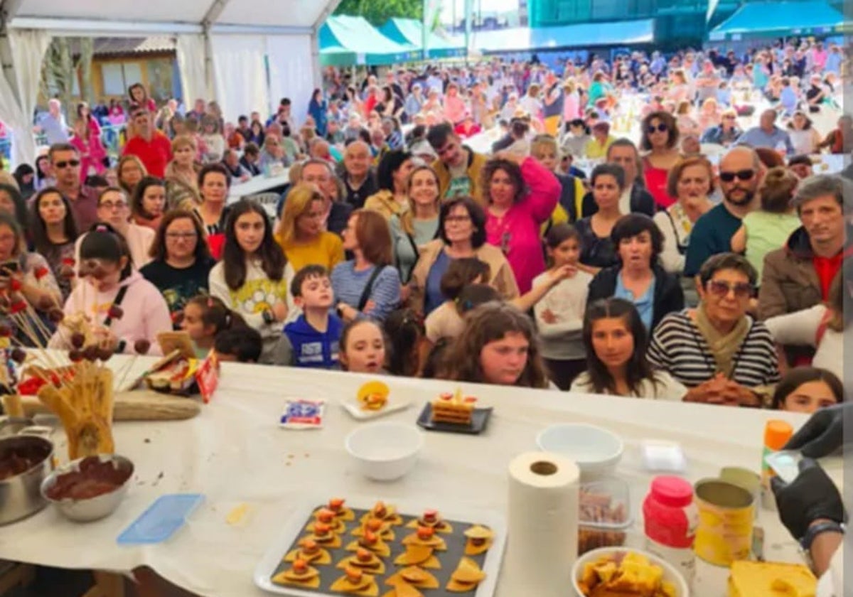 Santa María de Cayón vuelve a endulzar el 1 de mayo con la Feria del Chocolate