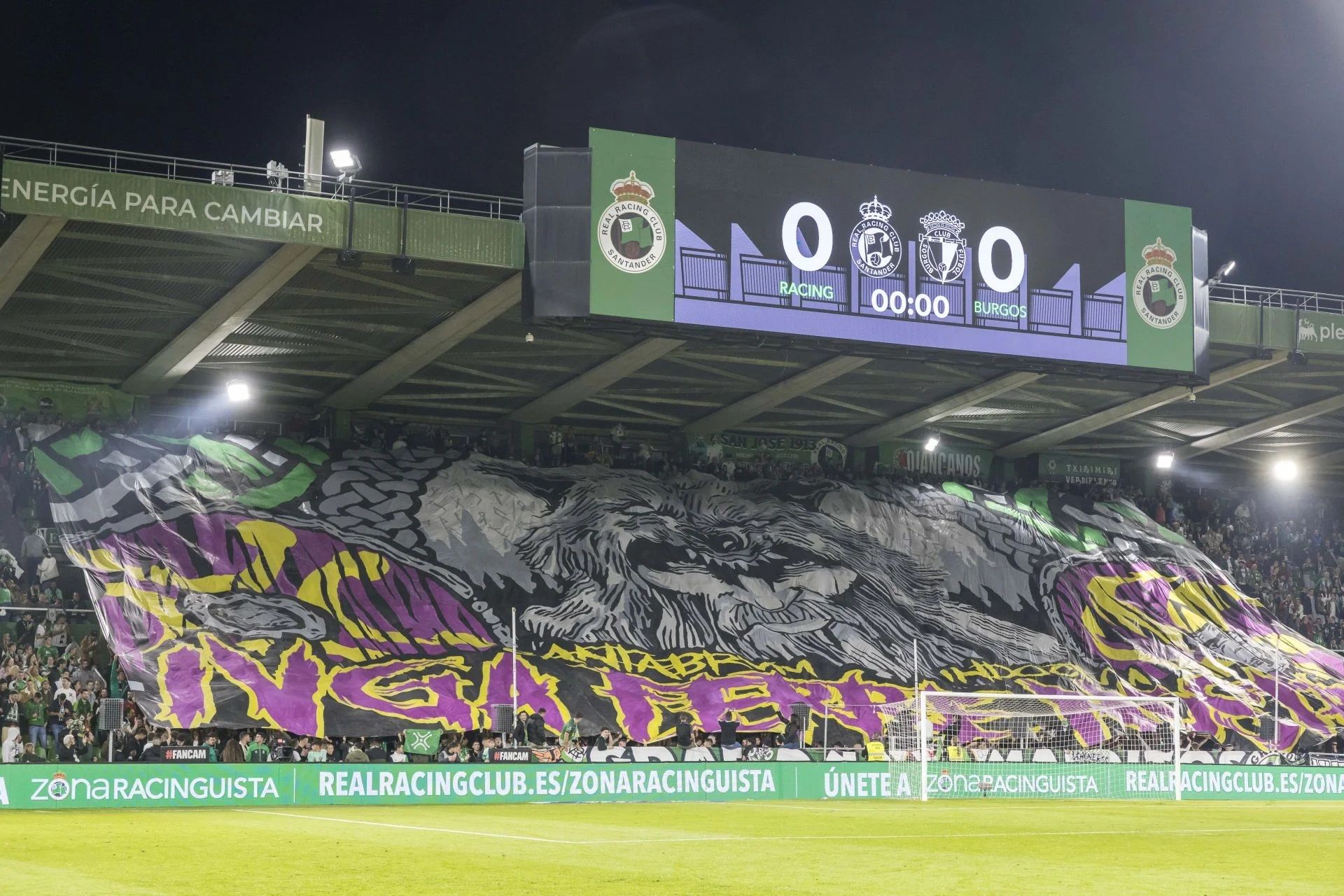La Gradona exhibió este tifo ante el Burgos. 