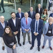 Varios de los expertos que participaron en la jornada en el Pctcan junto al Consejero de Fomento, Roberto Media.