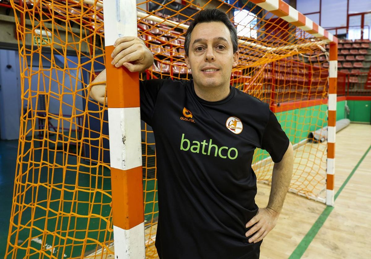 Jacobo Cuétara, en el pabellón Vicente Trueba.