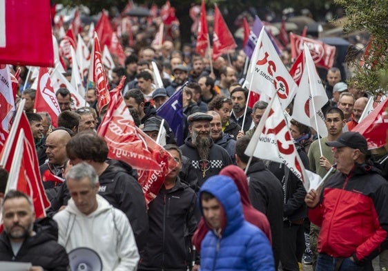 Manifestación de trabajadores del metal el pasado 21 de abril, protestando para que se mejore su convenio colectivo.
