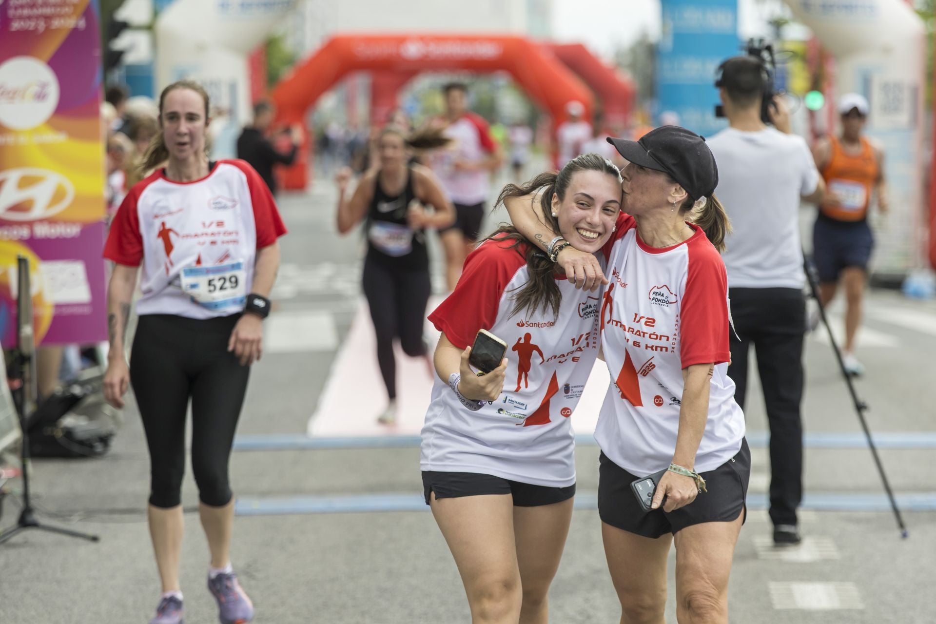 Si participaste en la media maratón y seis kilómetros de Santander, búscate