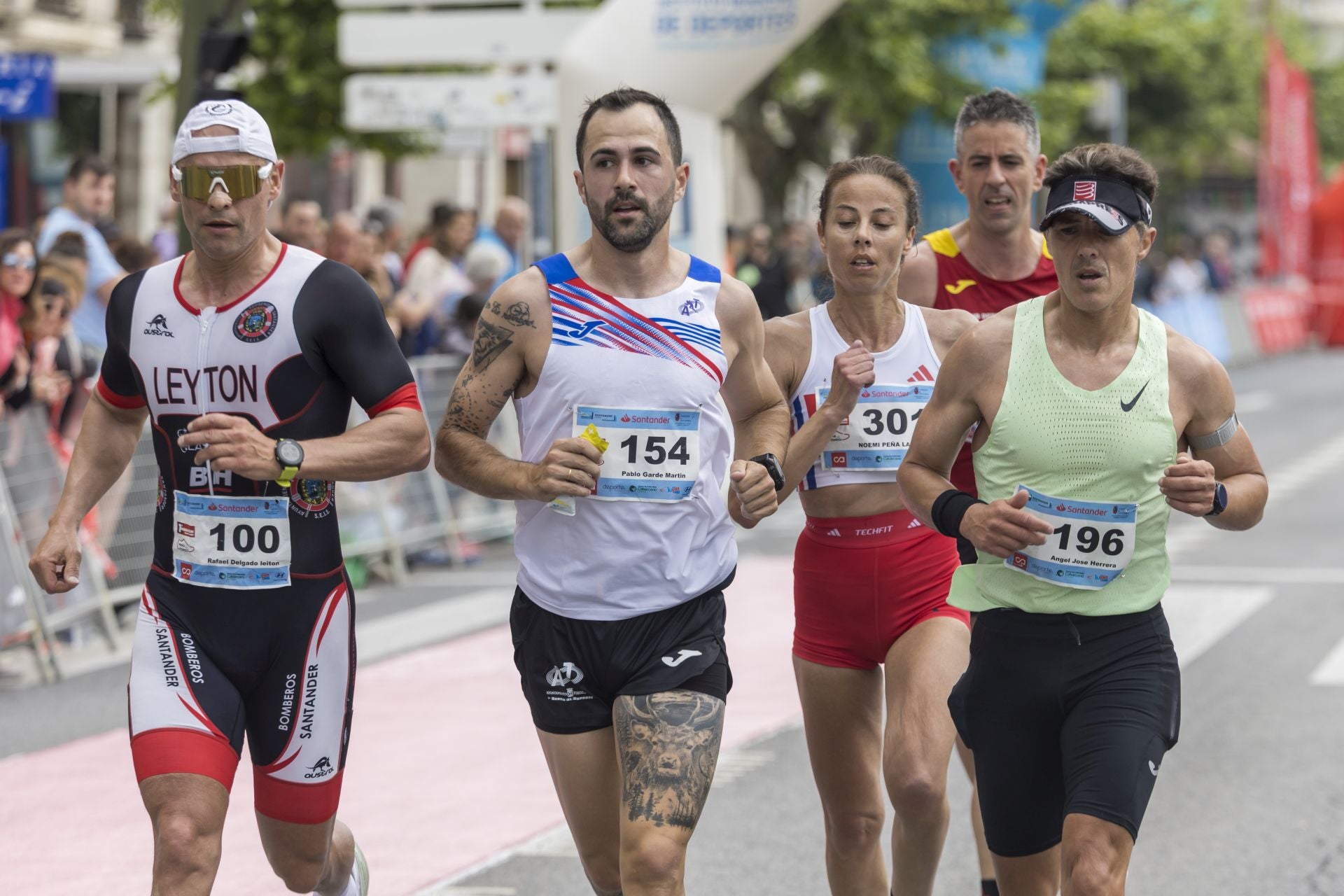 Si participaste en la media maratón y seis kilómetros de Santander, búscate