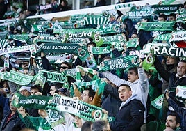 La afición del Racing, en el partido contra el Racing de Ferrol.