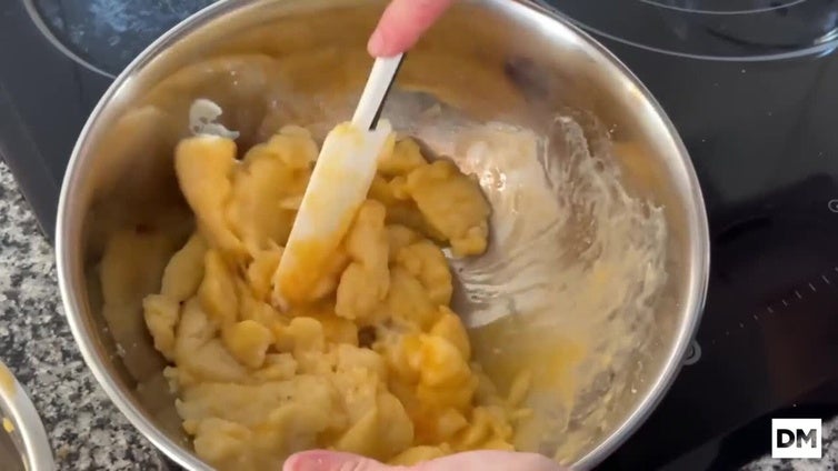 Hoy cocinamos profiteroles rellenos de crema pastelera