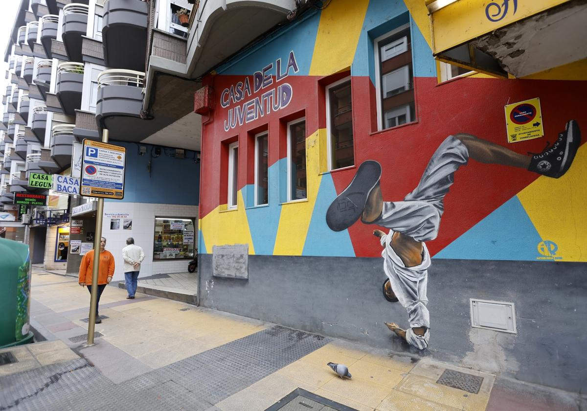 La Casa de la Juventud revive como sala de estudios