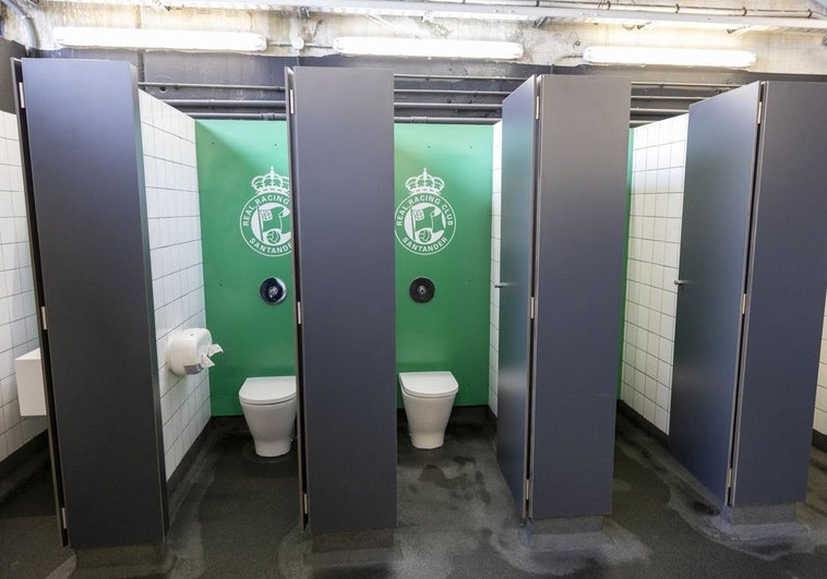 Así son los nuevos baños de los Campos de Sport, tras la reforma.