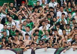 Afición racinguista en las gradas.