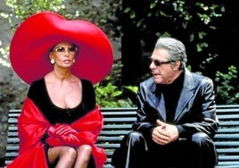 Sophia Loren y Marcello Mastroianni, en 'Pret-a-porter'.