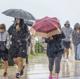 Imagen principal - Cantabria, en alerta amarilla por tormentas