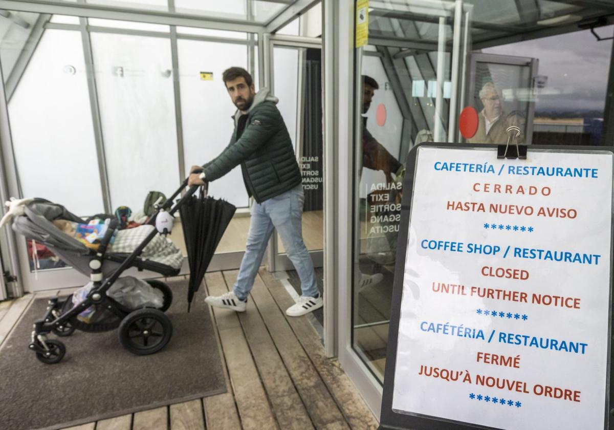La cafetería del Museo Marítimo sigue cerrada desde el año pasado «hasta nuevo aviso»